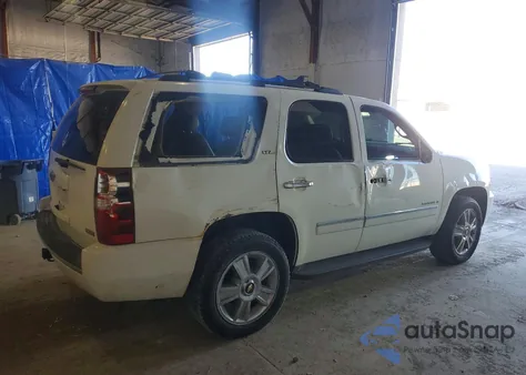 2009 Chevrolet Tahoe K1500 Ltz из США, поврежденный, VIN 1GNFK33069R225377